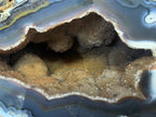Géode d'agate bleu naturelle avec Druse de Quartz Hématoïde